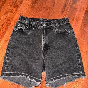 Levi Orange tab shorts